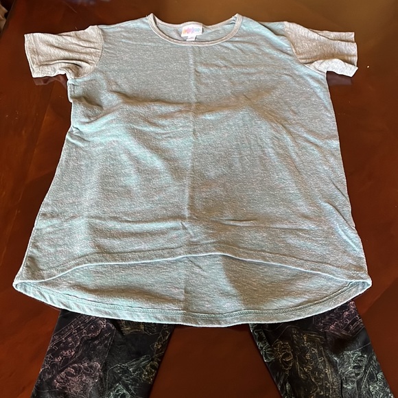 LulaRoe Outfit - Picture 6 of 6